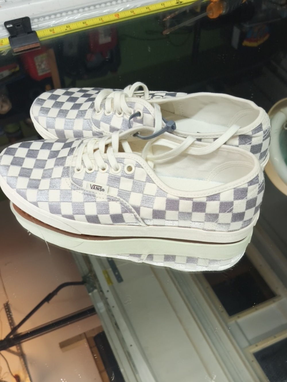 Women's 9 Vans Authentic Lowpro sneaker embroidered grey/white checkerboard MINT